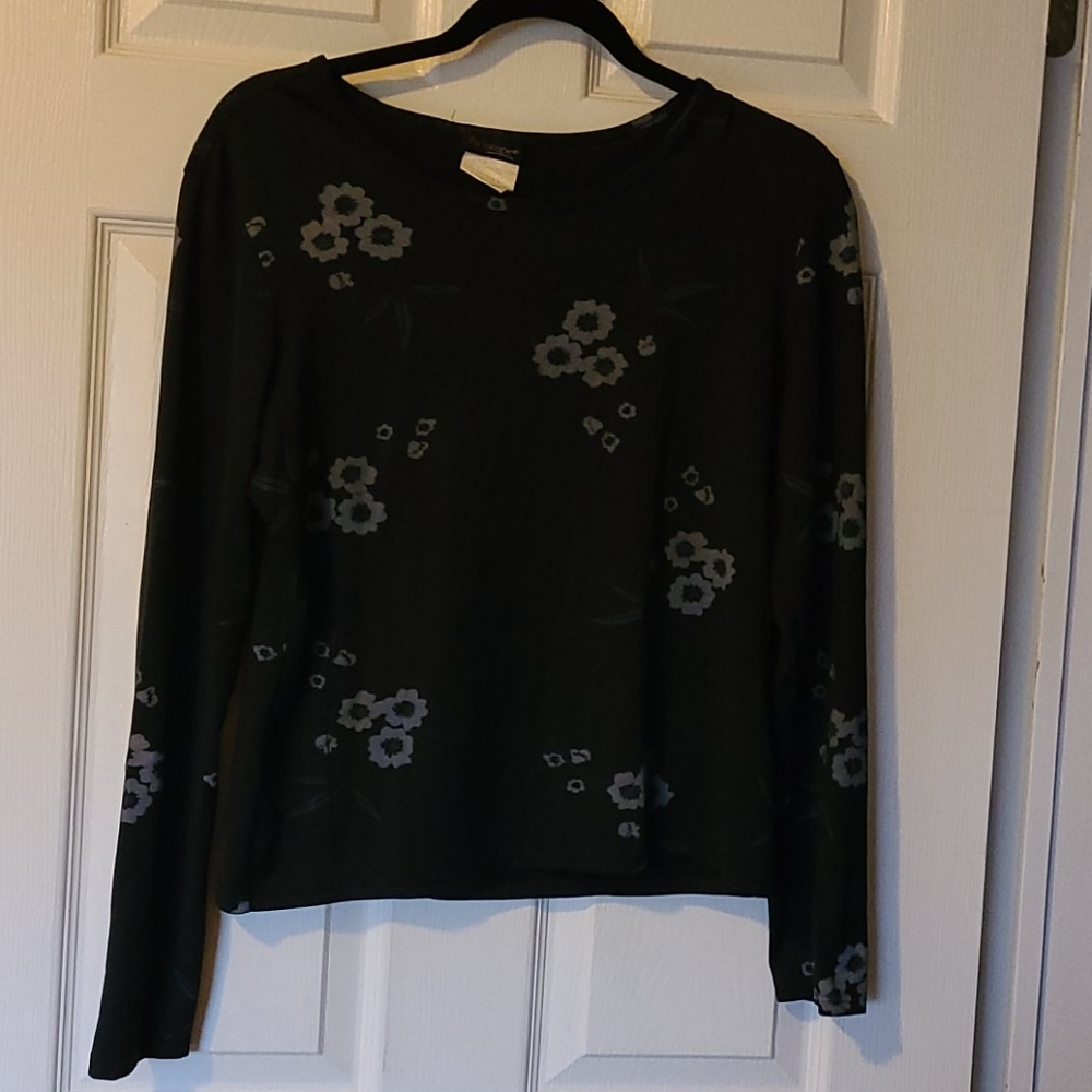 Floral long sleeve top